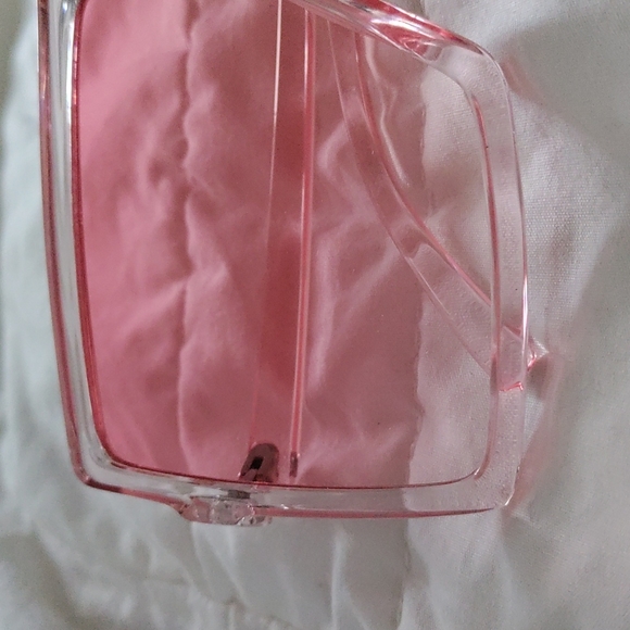 Barbie Glam Sunglasses - Picture 5 of 8